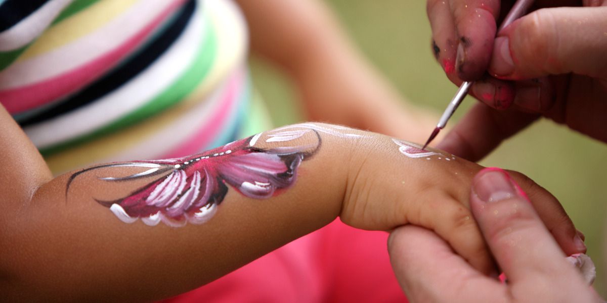 Movistar presenta el proyecto ‘Copper Skin’ para ayudar a niños con piel de mariposa