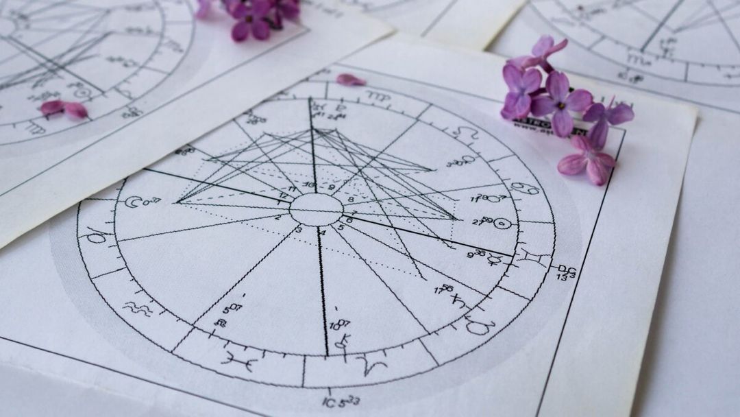 ¡Tome nota! Así puede calcular su carta astral sin la hora de