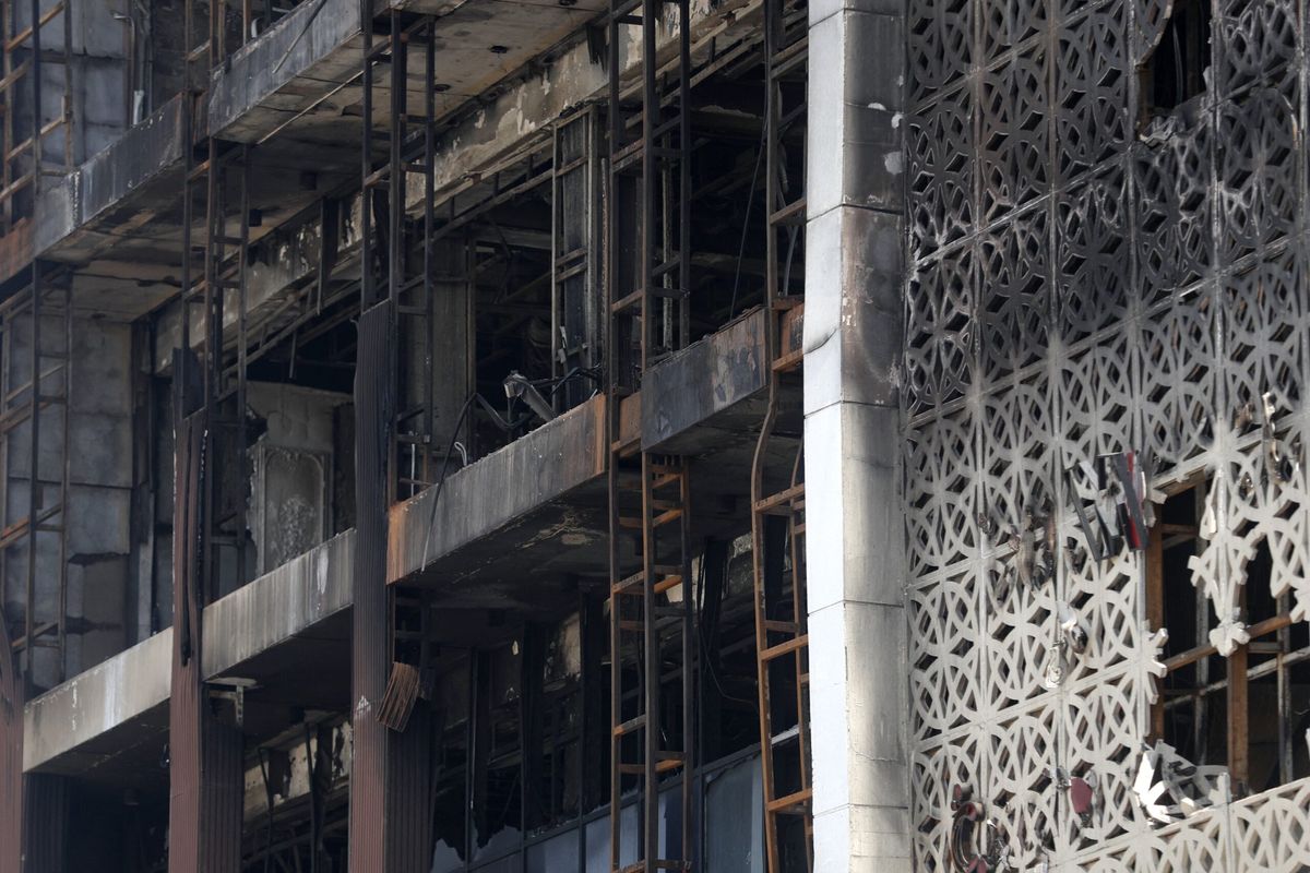 Video Incendio en centro comercial deja cerca de 50 personas fallecidas ¿qué pasó