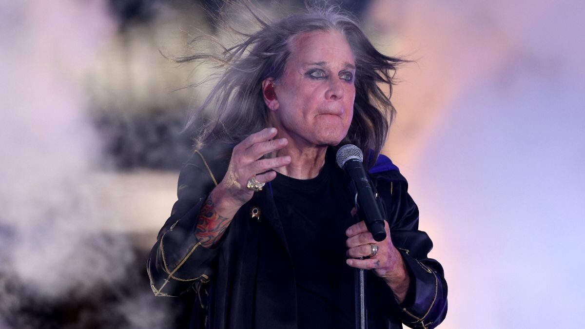 ozzy-osbourne-se-comio-un-murcielago