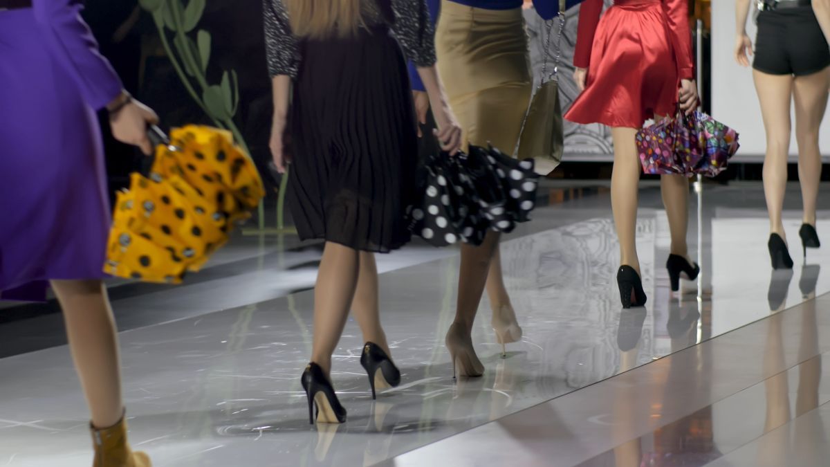 Reconocida marca de moda es denunciada por mostrar delgadez poco saludable