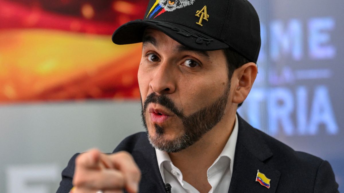 Firmas de Abelardo de la Espriella desatan polémica: respuesta de la  Registraduría - Canal 1